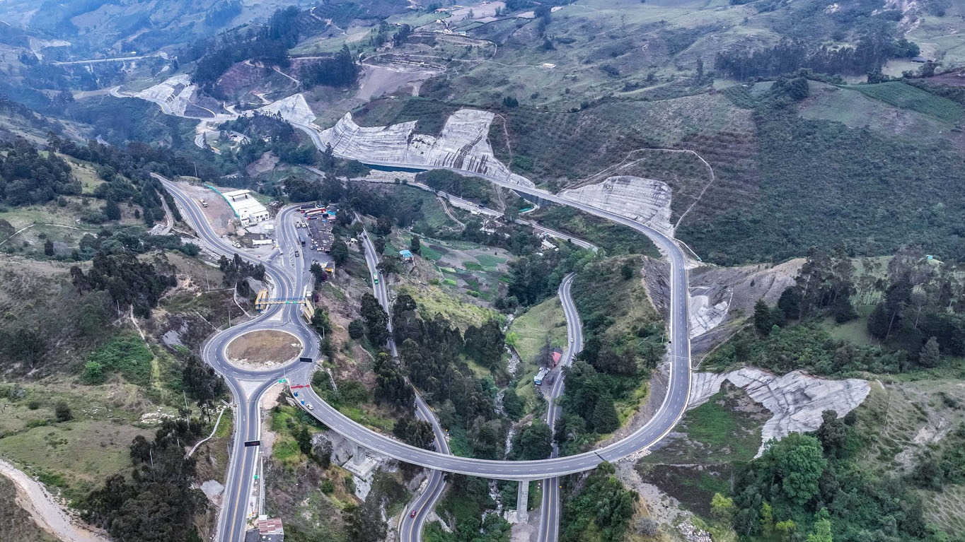 Logramos la refinanciación del proyecto Pamplona-Cúcuta por 642 millones de dólares
